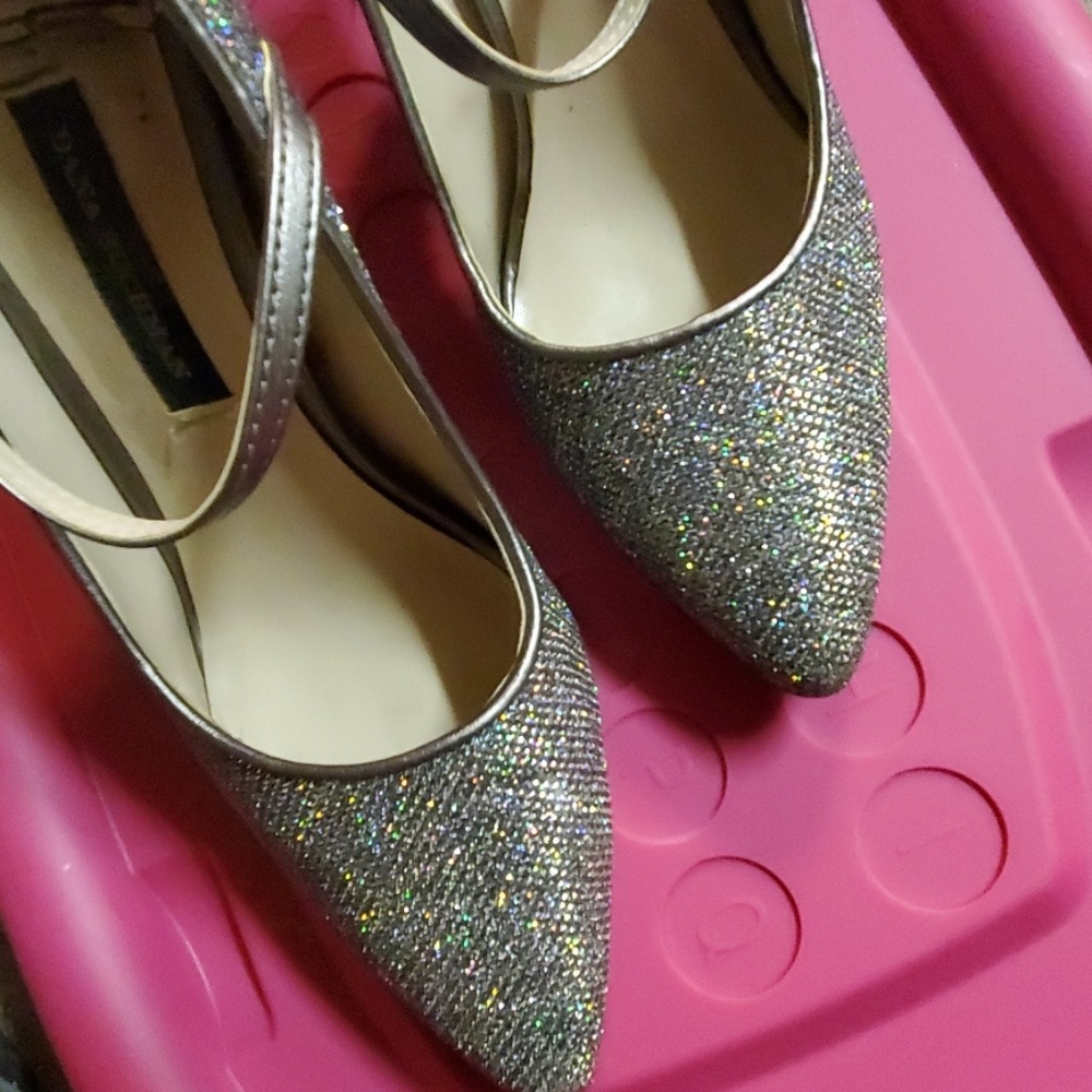 Beauty of the Sparkle Dana Buchman Heel